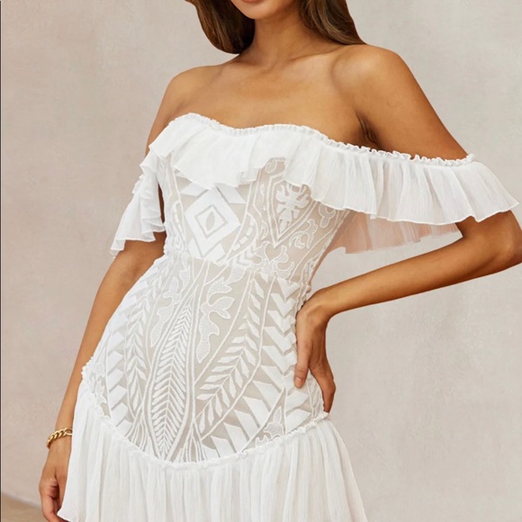 White off the shoulder Angel Biba dress - Picture 2 of 6